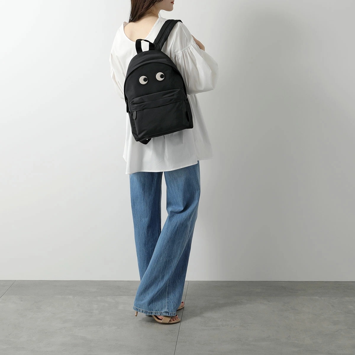 新品 Anya Hindmarch ブラック リュック 大容量 旅行バッグ 新品 Anya Hindmarch ブラック リュック 大容量 旅行バッグ ANYA