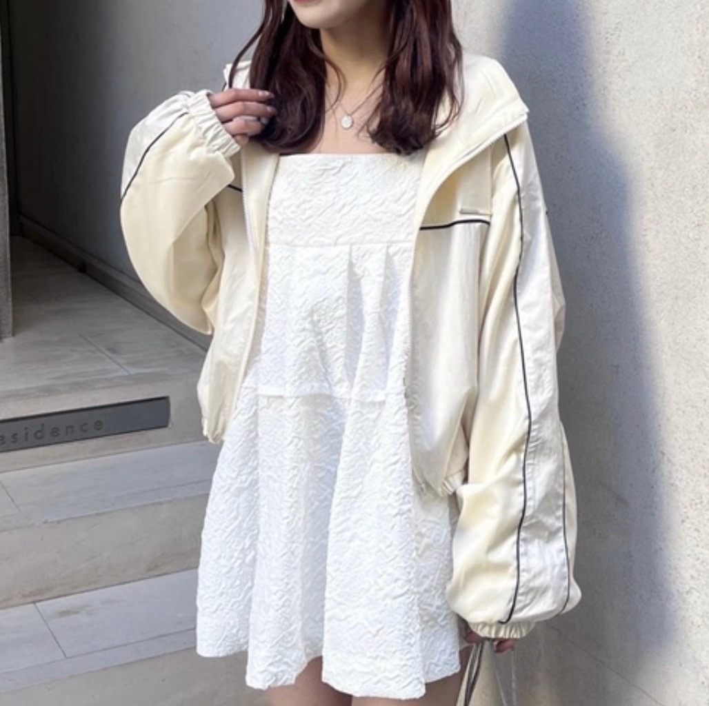 レディース ワンピース デート フレアワンピース ワンピドレス キャミソールワンピース ショート ショート丈 袖なし ノースリーブ スクエアネック フレア Aライン スマート 伸縮性 かわいい