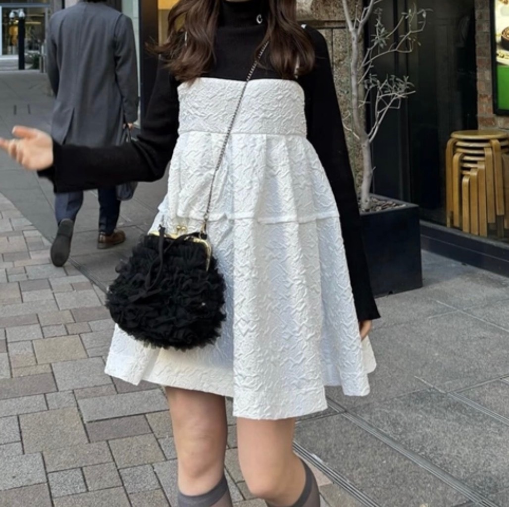 レディース ワンピース デート フレアワンピース ワンピドレス キャミソールワンピース ショート ショート丈 袖なし ノースリーブ スクエアネック フレア Aライン スマート 伸縮性 かわいい