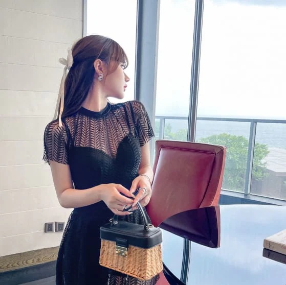 水着 体系カバー水着 ワンピース フリル 谷間魅せ 盛れる かわいい 大人可愛い きれいめ セクシー シンプル カジュアル ナチュラル ゴージャス 華やか 大人 大人っぽい おしゃれ お洒落