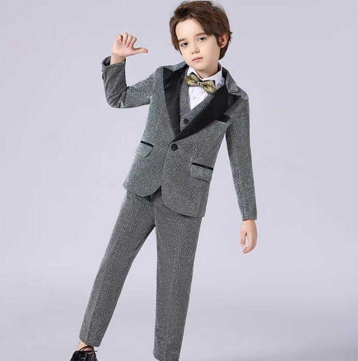 お得な価格高級感 七五三 子供スーツセット 5点セット グレー パーティー 入学式 卒業式 おしゃれ かっこいい ジャケット+パンツ+シャツ+ベスト+蝶ネクタイ 舞台 演出 音楽会 演奏会 発表会 司 お得な価格高級感 七五三 子供スーツセット 5点セット グレー パーティー 入学式 卒業式 おしゃれ かっこいい ジャケット+パンツ+シャツ+ベスト+蝶ネクタイ 舞台 演出 音楽会 演奏会 発表会 司