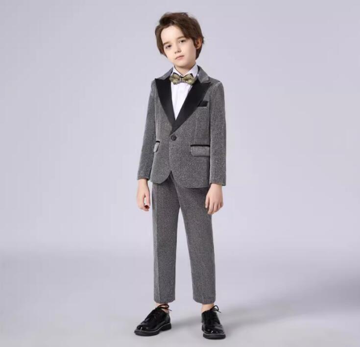 お得な価格高級感 七五三 子供スーツセット 5点セット グレー パーティー 入学式 卒業式 おしゃれ かっこいい ジャケット+パンツ+シャツ+ベスト+蝶ネクタイ 舞台 演出 音楽会 演奏会 発表会 司 お得な価格高級感 七五三 子供スーツセット 5点セット グレー パーティー 入学式 卒業式 おしゃれ かっこいい ジャケット+パンツ+シャツ+ベスト+蝶ネクタイ 舞台 演出 音楽会 演奏会 発表会 司