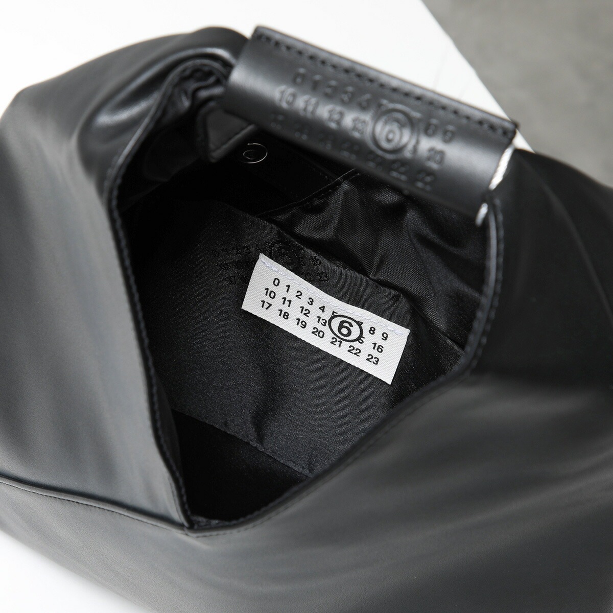 MM6 KIDS エムエムシックス メゾンマルジェラ キッズ ハンドバッグ Japanese SMALL M60607 P4313 レディース ガールズ 大人S54WD0043 鞄 T8013 MM6 KIDS エムエムシックス メゾンマルジェラ キッズ ハンドバッグ Japanese SMALL M60607 P4313 レディース ガールズ 大人S54WD0043 鞄 T8013