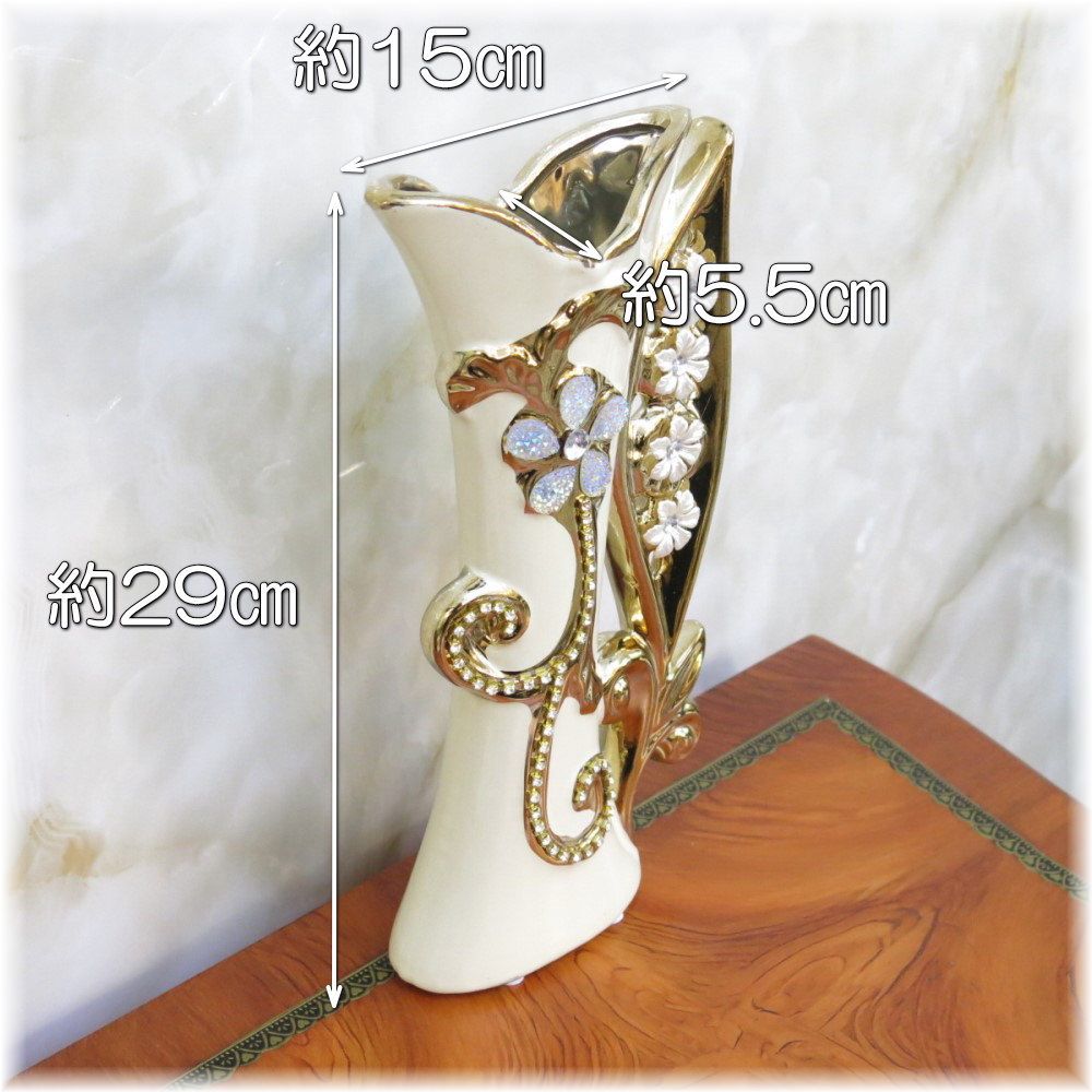 【送料無料!】可愛いデザイン! 新品 インテリア小物 アンティーク調 可愛い フラワーデザイン 花瓶3点セット 【送料無料!】可愛いデザイン! 新品 インテリア小物 アンティーク調 可愛い フラワーデザイン 花瓶3点セット