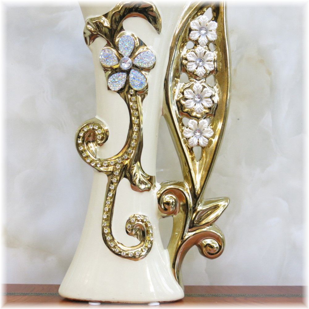 【送料無料!】可愛いデザイン! 新品 インテリア小物 アンティーク調 可愛い フラワーデザイン 花瓶3点セット 【送料無料!】可愛いデザイン! 新品 インテリア小物 アンティーク調 可愛い フラワーデザイン 花瓶3点セット