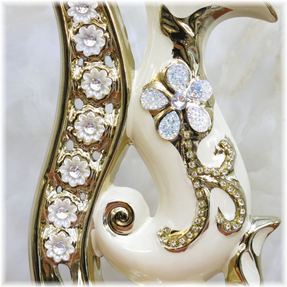 【送料無料!】可愛いデザイン! 新品 インテリア小物 アンティーク調 可愛い フラワーデザイン 花瓶3点セット 【送料無料!】可愛いデザイン! 新品 インテリア小物 アンティーク調 可愛い フラワーデザイン 花瓶3点セット