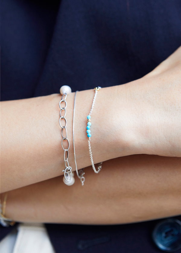 Qoo10] HANNA543 [BTS ユンギ着用] B203 シルバ