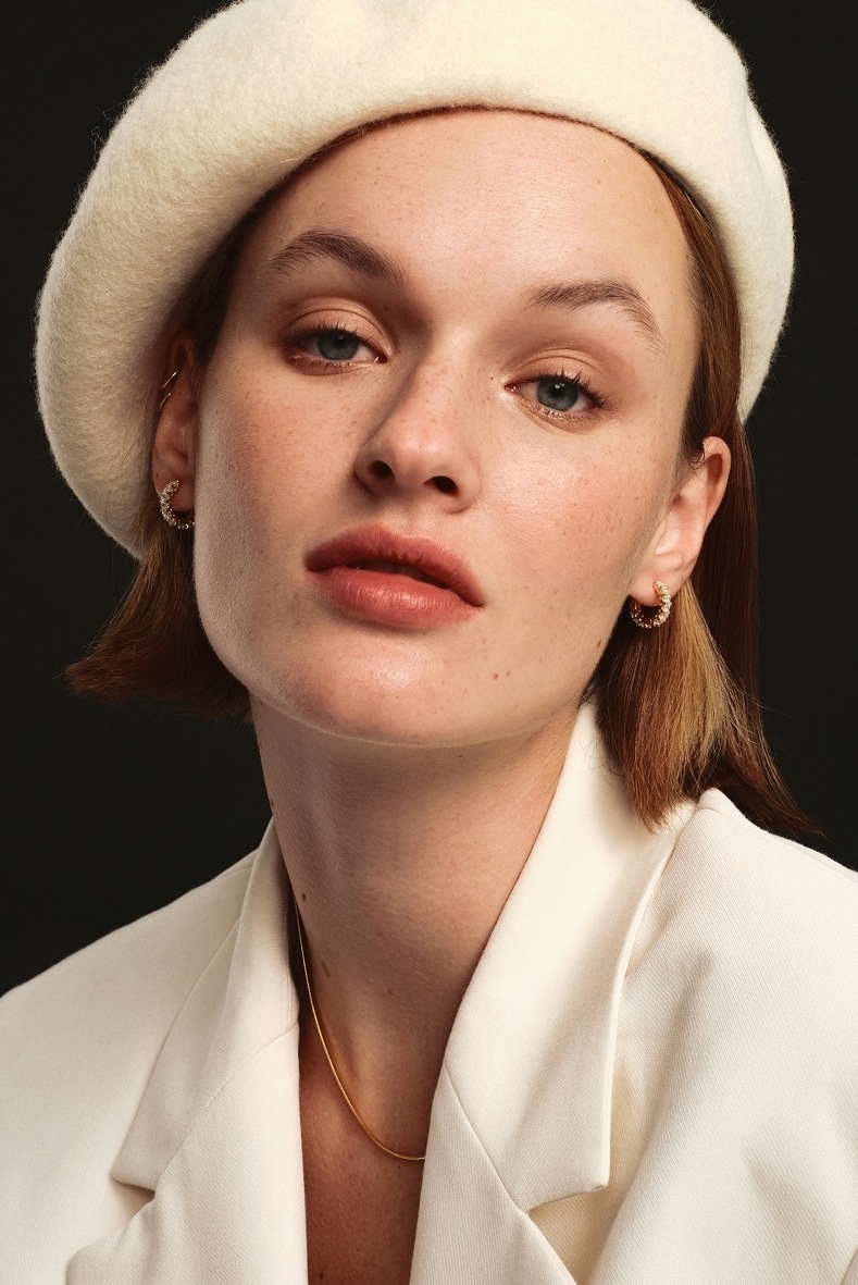 MONDAY EDITION Glittering Golden Hoop Earrings (Small)