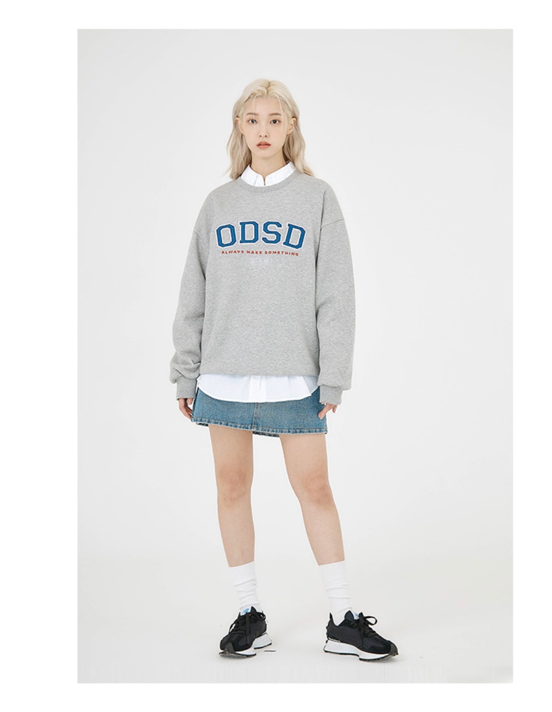 ( ユニセックス )アップリケ ロゴ マンツーマンTシャツ - 6色 特 羊毛 起毛 生地 ( ユニセックス )アップリケ ロゴ マンツーマンTシャツ - 6色 特 羊毛 起毛 生地