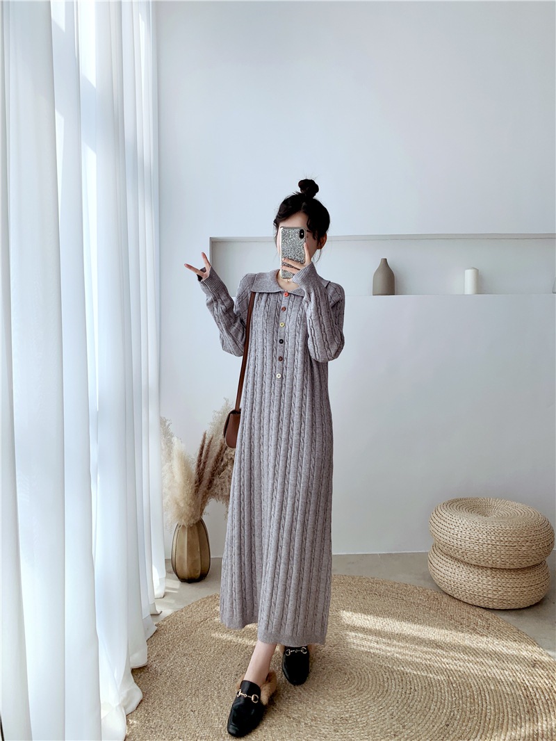 秋冬の新型襟の長いゆるいセータードレスa字膝を越えたニットワンピース女 秋冬の新型襟の長いゆるいセータードレスa字膝を越えたニットワンピース女