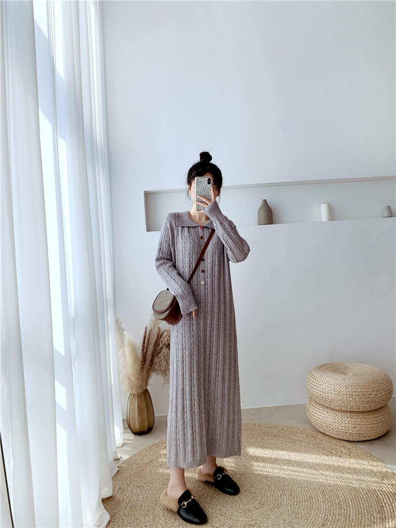 秋冬の新型襟の長いゆるいセータードレスa字膝を越えたニットワンピース女 秋冬の新型襟の長いゆるいセータードレスa字膝を越えたニットワンピース女