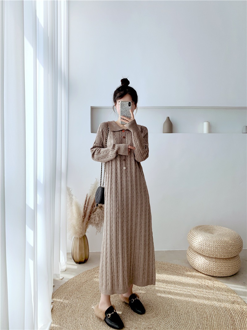 秋冬の新型襟の長いゆるいセータードレスa字膝を越えたニットワンピース女 秋冬の新型襟の長いゆるいセータードレスa字膝を越えたニットワンピース女