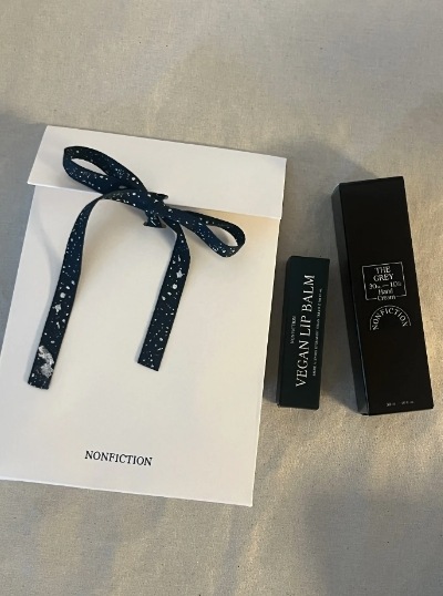 【ギフトラッピング】ハンドクリーム30ml&リップクリームセット（2種択1）NEW ザベージュ(the beige) &ザグレー (the grey)