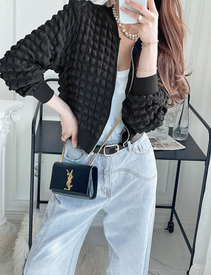 【2025新作 急速出荷】ぽこぽこ ショート丈 ジップアップ ブルゾン ジャケット ホワイト ブラック 白 黒 アウター 羽織り 長袖 無地 可愛い フェミニン ガーリー 上品 きれいめ 秋 冬 レデ