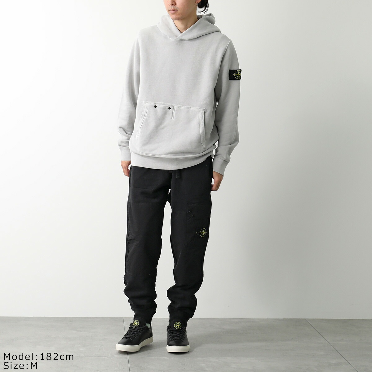 STONE ISLAND ストーンアイランド スウェットパンツ 811564020 メンズ カーゴ ジョギングパンツ コットン ロゴ刺繍パッチ ガーメントダイ