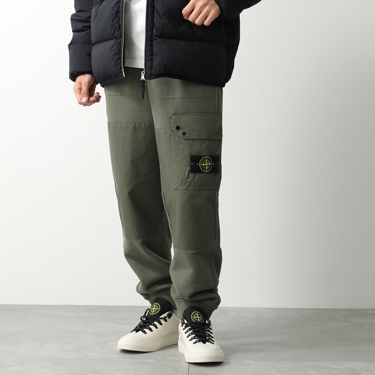 STONE ISLAND ストーンアイランド スウェットパンツ 811564020 メンズ カーゴ ジョギングパンツ コットン ロゴ刺繍パッチ ガーメントダイ