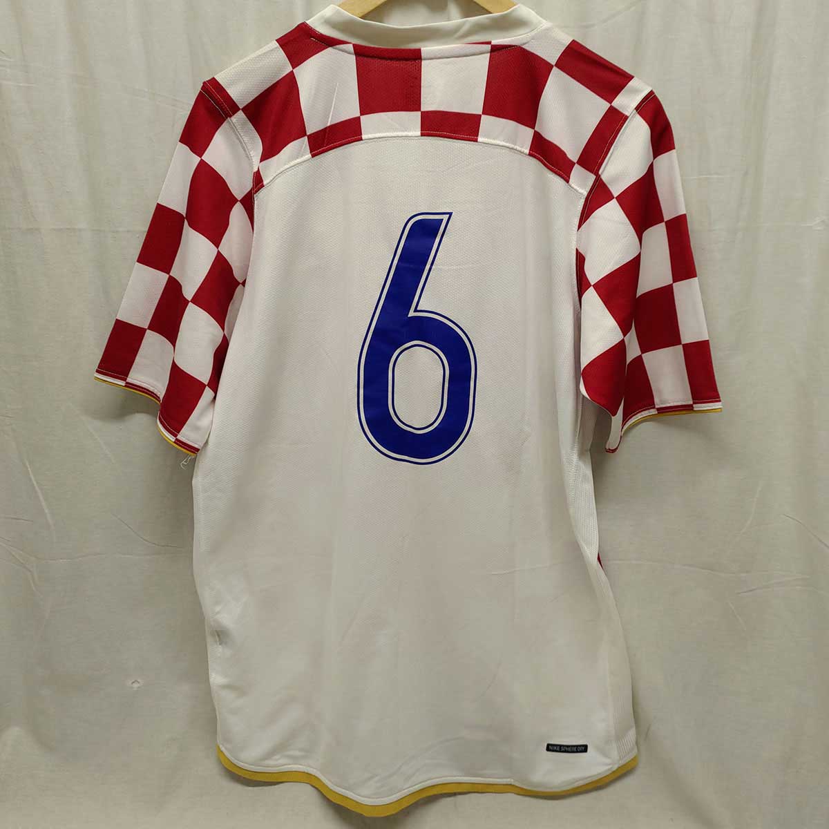 【中古】NIKE ナイキ サッカー クロアチア代表 2006-07 ユニフォーム #6 ユリカ・ブラニェス サイズL