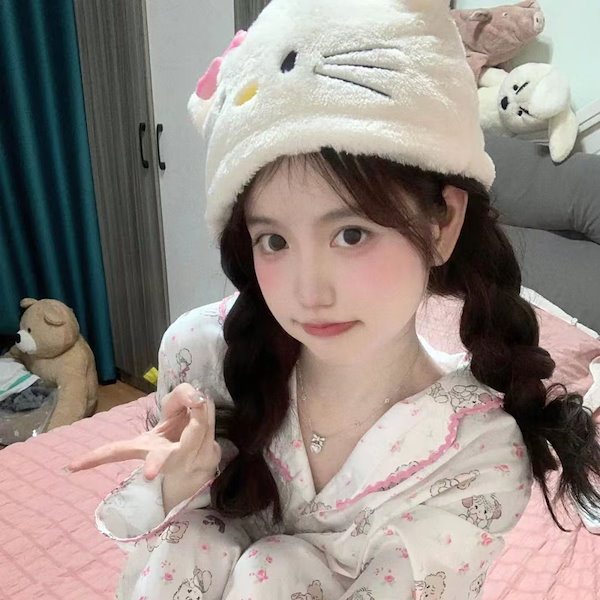 Qoo10] ハローキティ帽子女性冬毛むくじゃら暖かい