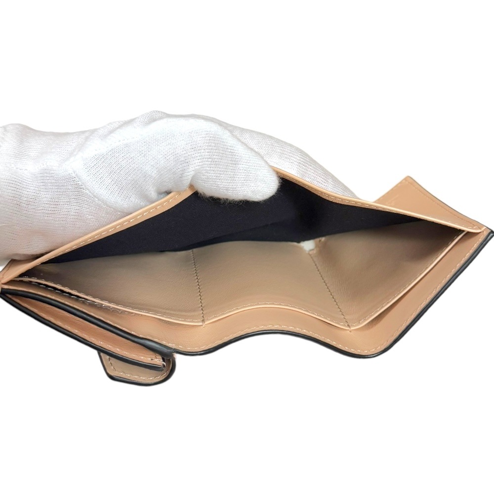 フェンディ ズッカ 三つ折り財布 レザー 8M0395 FENDI 中古 美品