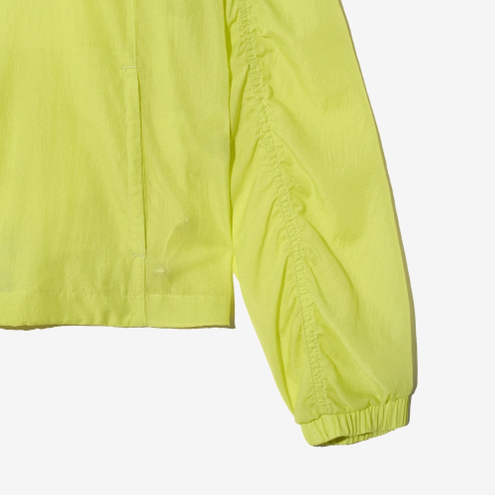 FILA ライトウェイトリップストップシャーリングフードウィンドブレーカー (FS2JKH2152FLYE)