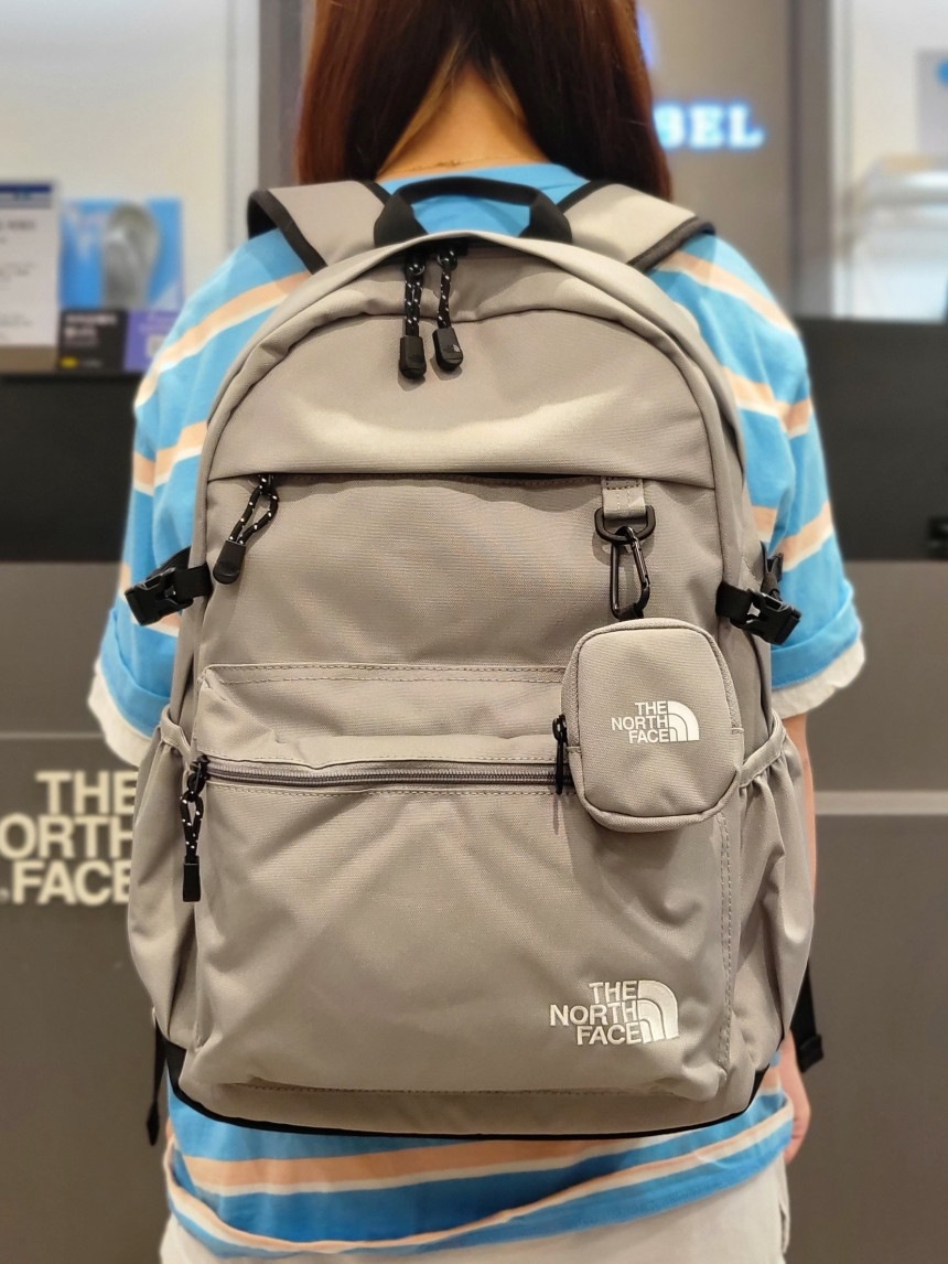 RIMO LIGHT BACKPACK NM2DN50 韓国 レディース メンズ 人気 かわいい コーデ WHITE LABEL 日本未入荷 通学 学生カバン 限定 2022 新作　きれいめ