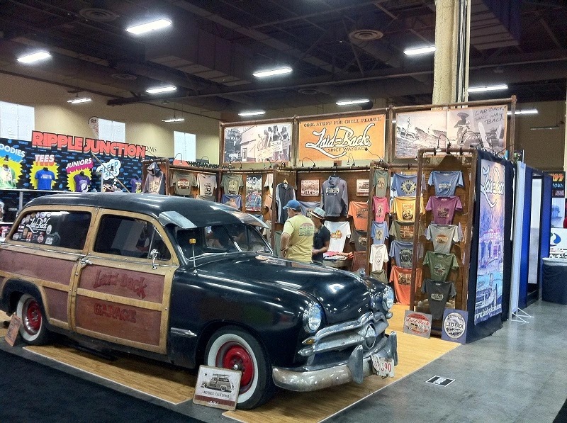 Laid-Back USA レイドバック メンズ Tシャツ WAVE RIDERS 半袖 シャツ サファリ レオン 雑誌 掲載 ブランド アメカジ ストリート ヴィンテージ サーフ ロンハーマン カジ Laid-Back USA レイドバック メンズ Tシャツ WAVE RIDERS 半袖 シャツ サファリ レオン 雑誌 掲載 ブランド アメカジ ストリート ヴィンテージ サーフ ロンハーマン カジ