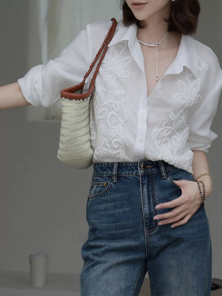 刺繍シャツ レディース 長袖 ホワイト M・L・XL 吸汗通気性抜群 軽量 夏本番 フォーマル ゆったりフィットコットン100%  綿 刺繍シャツ レディース 長袖 ホワイト M・L・XL 吸汗通気性 軽量 夏