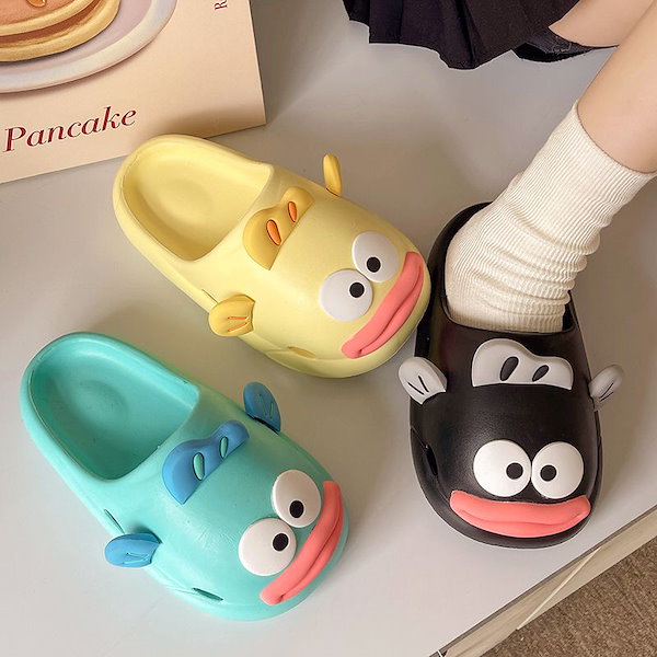 Qoo10] 厚底【3日間送信】キャラクタースリッパぬ