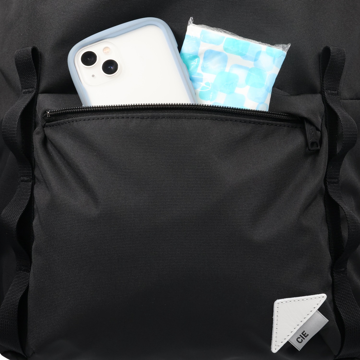 リュック バッグ バックパック デイパック メンズ レディース 大容量 ブラック 黒 071955 リュック バッグ バックパック デイパック メンズ レディース 大容量 ブラック 黒 071955