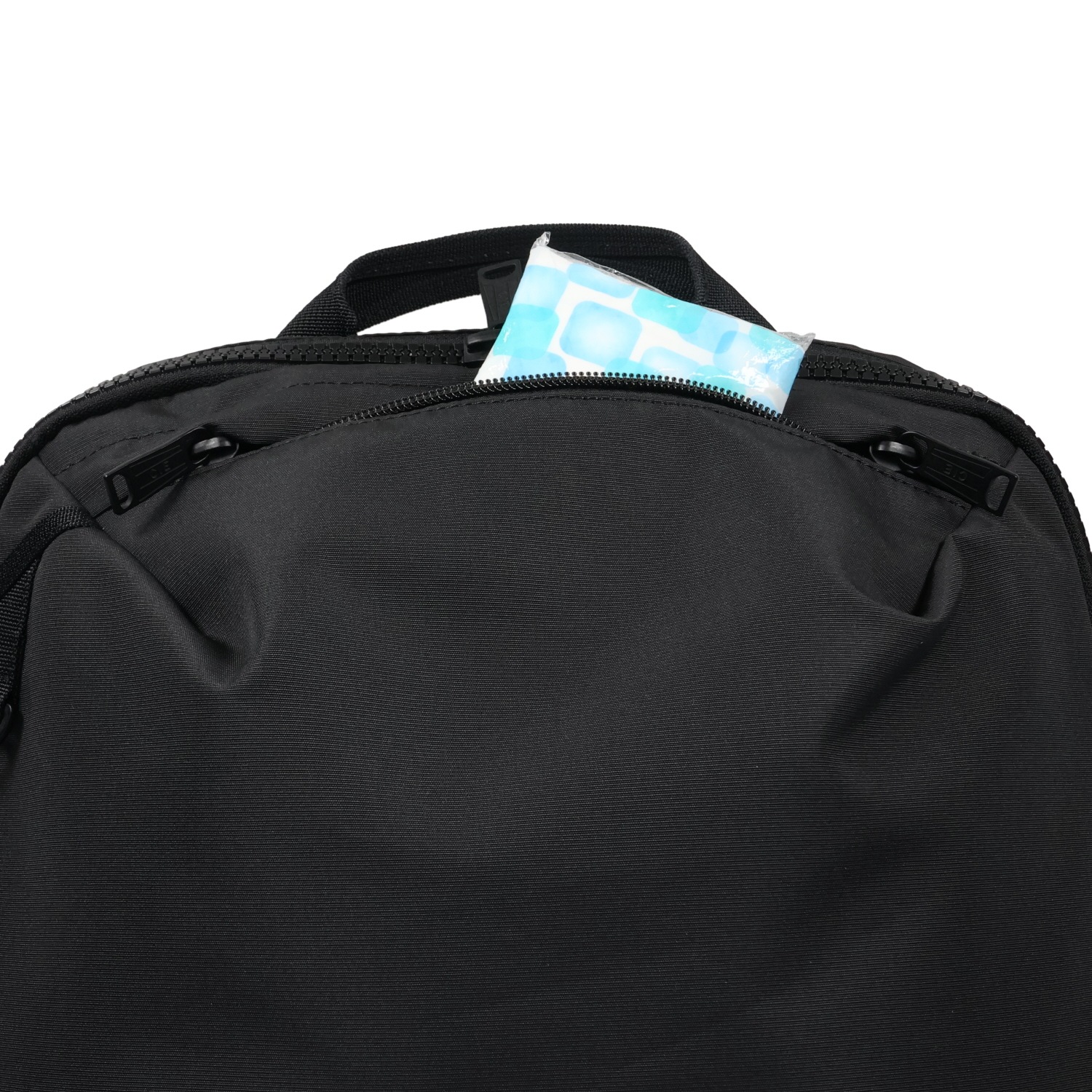 リュック バッグ バックパック デイパック メンズ レディース 大容量 ブラック 黒 071955 リュック バッグ バックパック デイパック メンズ レディース 大容量 ブラック 黒 071955