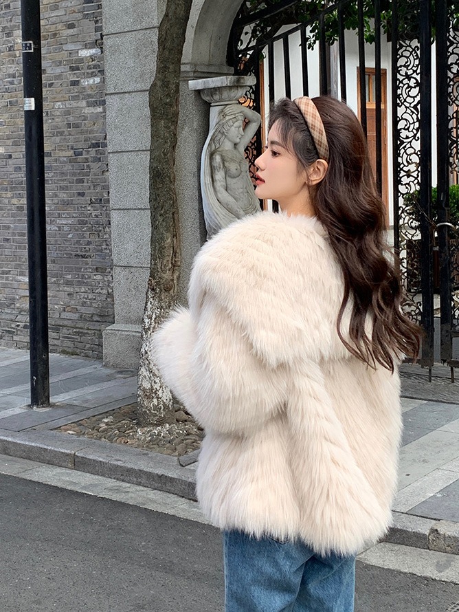 新しい フェイクファー レディース フェイクフォックスファー 毛皮コートアウター 保温 ジャケット 新しい フェイクファー レディース フェイクフォックスファー 毛皮コートアウター 保温 ジャケット