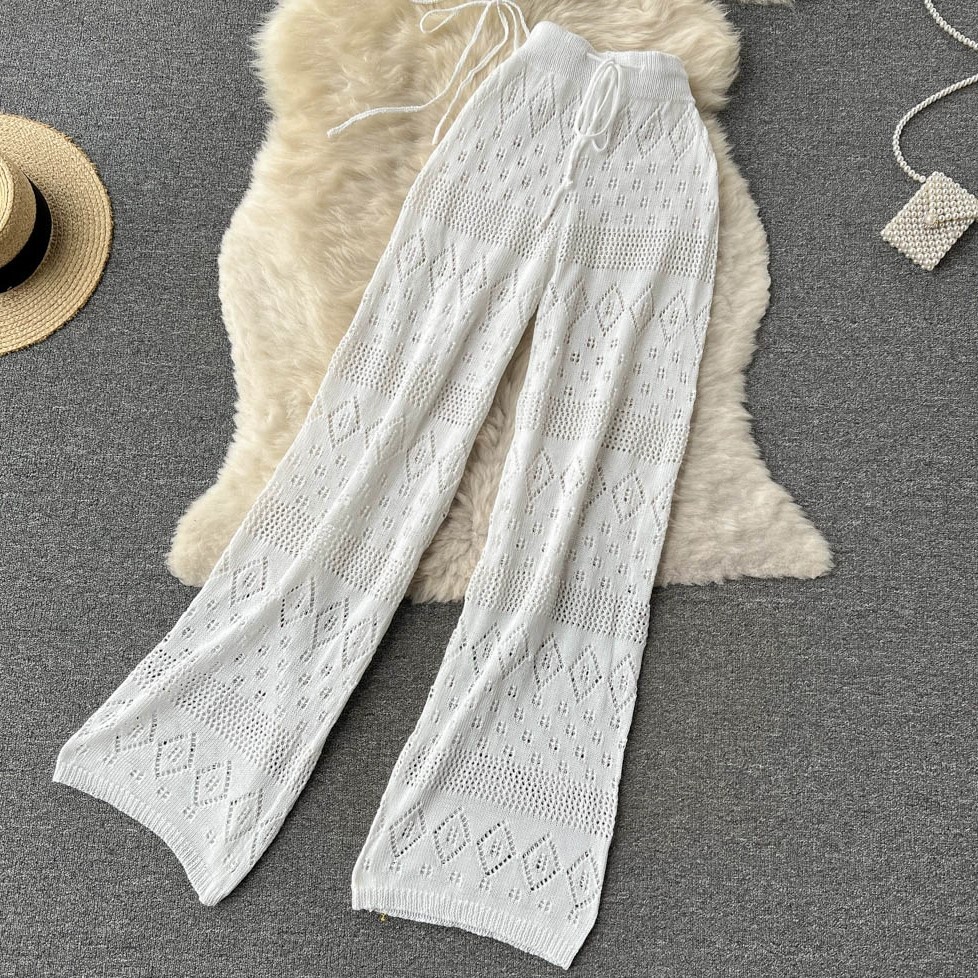 セットアップ ズボン ストレートパンツ ロング丈 袖なし ホルターネック スリム ストレート Iライン ハイウエスト 編み込み 透け感 薄手 上下セット 2点セット かわいい 大人可愛い きれいめ セットアップ ズボン ストレートパンツ ロング丈 袖なし ホルターネック スリム ストレート Iライン ハイウエスト 編み込み 透け感 薄手 上下セット 2点セット かわいい 大人可愛い きれいめ