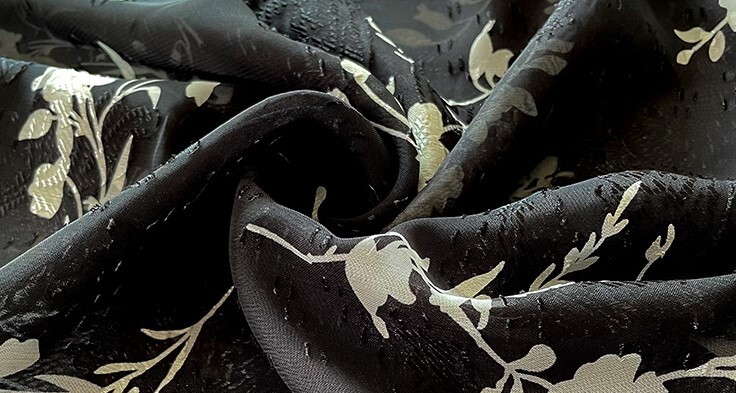 トップス シャツ ブラウス 白シャツ 白トップス 長袖 ボリューム袖 バルーン袖 ドロップショルダー 襟付き ワイド 刺繍 前開き 透け感 シースルー 大人可愛い きれいめ おしゃれ お洒落 大人女子 トップス シャツ ブラウス 白シャツ 白トップス 長袖 ボリューム袖 バルーン袖 ドロップショルダー 襟付き ワイド 刺繍 前開き 透け感 シースルー 大人可愛い きれいめ おしゃれ お洒落 大人女子