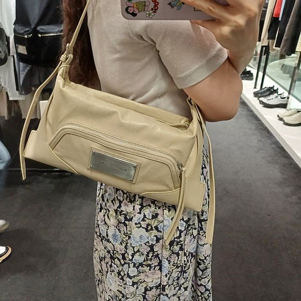 MUSINSA | MATIN KIM TWO WAY STRAP SQUARE BAG IN BLACK