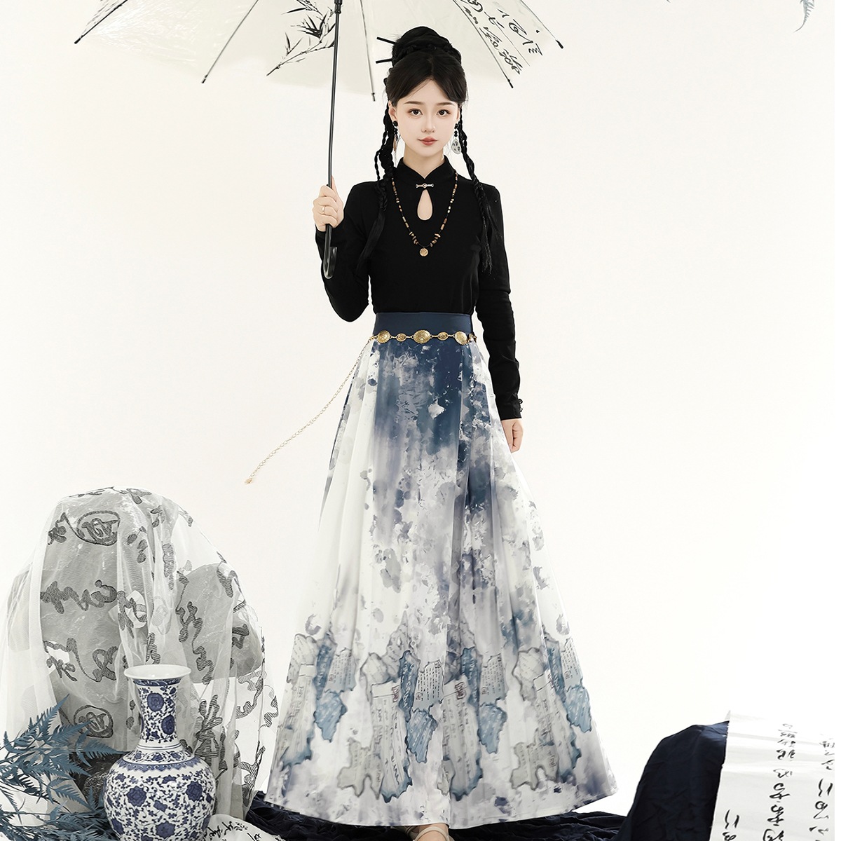 正規品本は新しい韓国改良cos服水墨書道馬スカート女性秋を引きます 正規品本は新しい韓国改良cos服水墨書道馬スカート女性秋を引きます