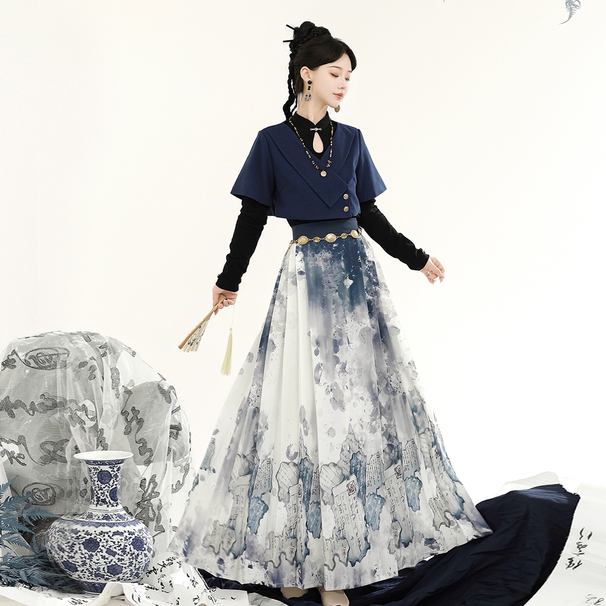 正規品本は新しい韓国改良cos服水墨書道馬スカート女性秋を引きます 正規品本は新しい韓国改良cos服水墨書道馬スカート女性秋を引きます