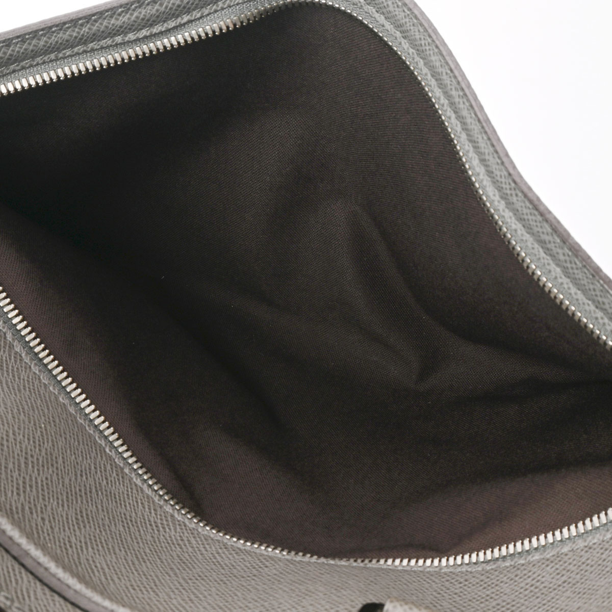 タイガ ポルト ドキュマン ビジネス PDB グラシエ M32711 メンズ レザー ブリーフケース Aランク 中古 銀蔵