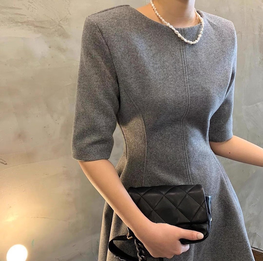 フレアロングワンピース Aラインロングワンピース グレー 灰色 白 ホワイト 韓国 オルチャン レディース きれいめロングワンピース きちんとロングワンピース ベ きちんとワンピース 韓国ワンピース フレアロングワンピース Aラインロングワンピース グレー 灰色 白 ホワイト 韓国 オルチャン レディース きれいめロングワンピース きちんとロングワンピース ベ きちんとワンピース 韓国ワンピース