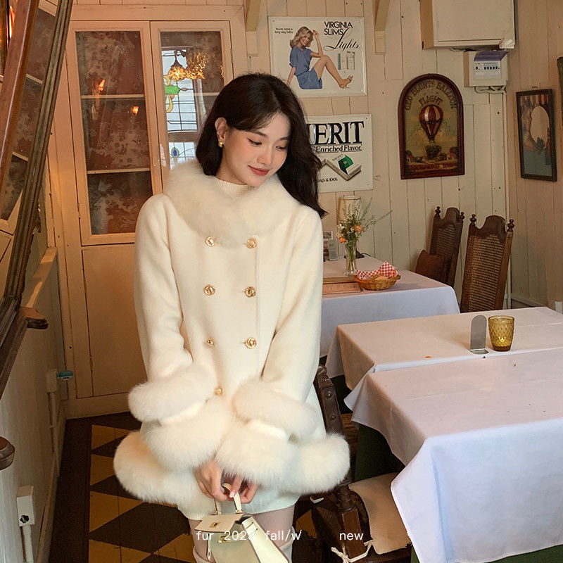 クリスマス秋冬キツネの毛をかたどったジョイント2024新型ダブルバックル厚手のラシャコート クリスマス秋冬キツネの毛をかたどったジョイント2024新型ダブルバックル厚手のラシャコート