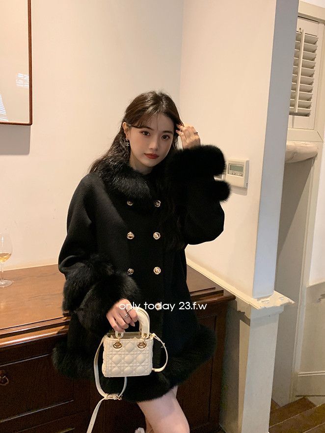 クリスマス秋冬キツネの毛をかたどったジョイント2024新型ダブルバックル厚手のラシャコート クリスマス秋冬キツネの毛をかたどったジョイント2024新型ダブルバックル厚手のラシャコート