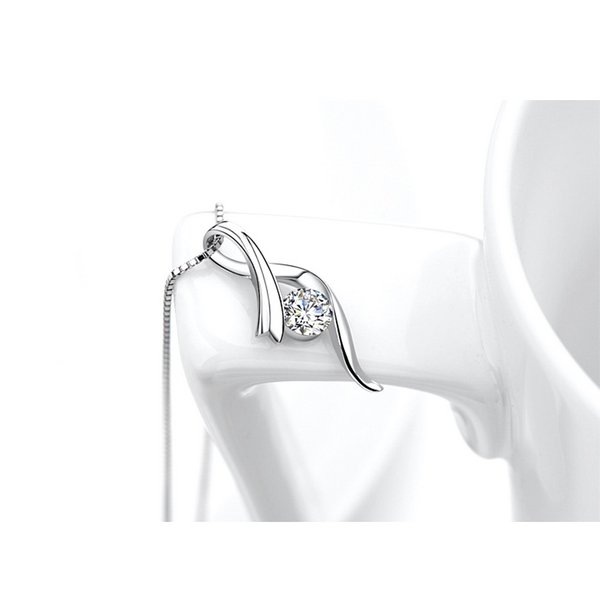 キュービックシンプルデザインネックレス送料無料! ルピス キュービックシンプルデザインネックレス送料無料! ルピス