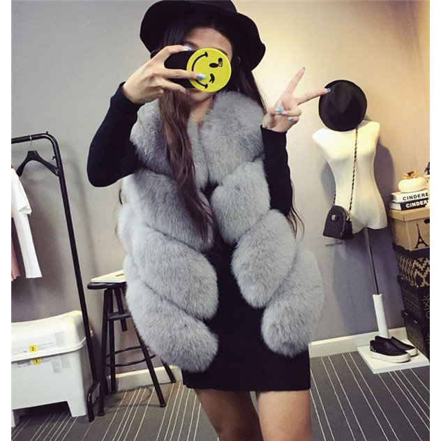 ファージレ レディース 毛皮ベスト ファーチョッキ ショット丈　フォークス　ファーコート フェイクフ