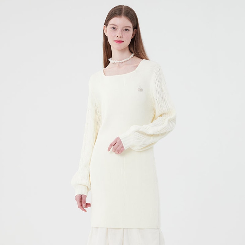 [IVE ウォニョン 着用] SMALL CHERRY KNIT DRESS 韓国 アイドル レディース セーター ワンピース 秋 冬