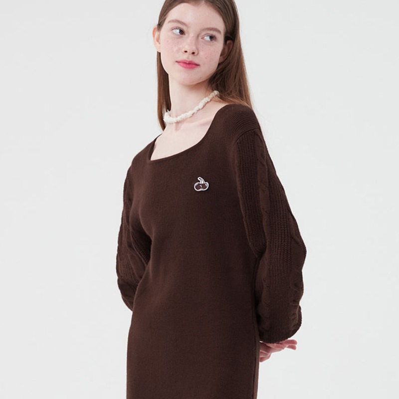 [IVE ウォニョン 着用] SMALL CHERRY KNIT DRESS 韓国 アイドル レディース セーター ワンピース 秋 冬