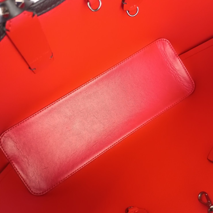 クリスチャンルブタン トートバッグ CABATA カバタ SMALL TOTE BAG カーフ 3205219 シルバー金具 ブラック レッド ハンドバッグ ショルダーバッグ【本物保証】