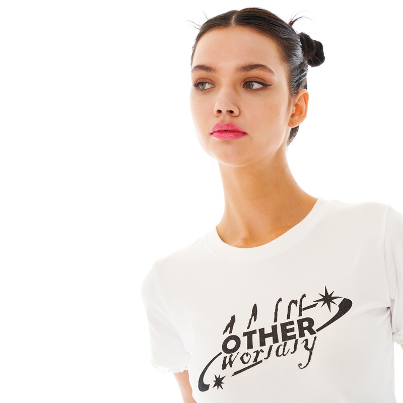 [IVE レイ 着用] [other-worldly] logo lace crop tee クロップド丈 トップス 半袖 Tシャツ 韓国 アイドル