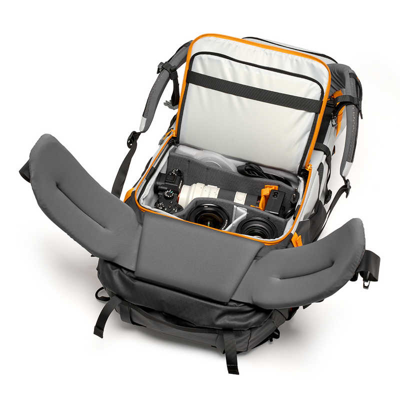 ロープロ　フォトスポｰツ PRO 70L AW III (M-L) ライトグレｰ [30L以上]　LP37437-PWW