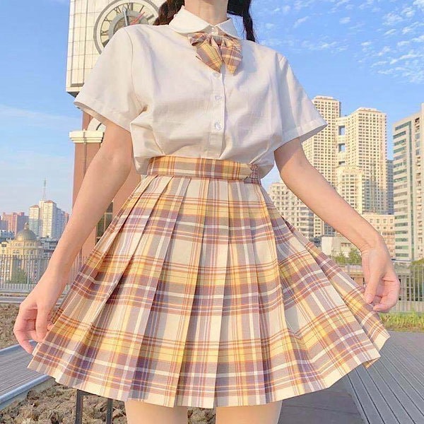 Qoo10] 【最安値挑戦】【急速出荷】制服スカート