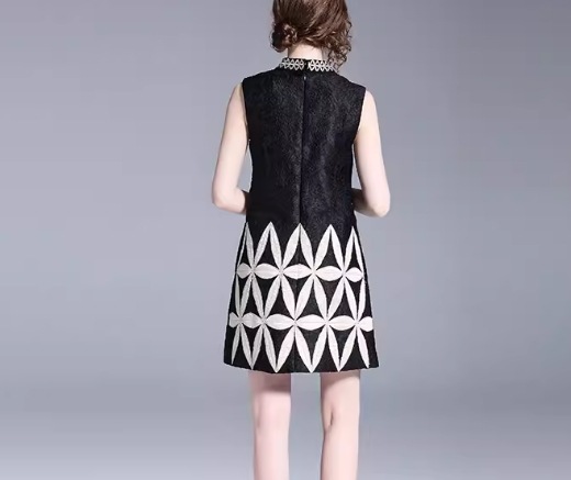 レディース ドレス ミニ ショート 膝上 袖なし ノースリーブ ラウンドネック 刺繍 ハイウエスト かわいい 大人可愛い きれいめ 上品 おしゃれ レトロ ガーリー 個性的 クール エレガント 存在感