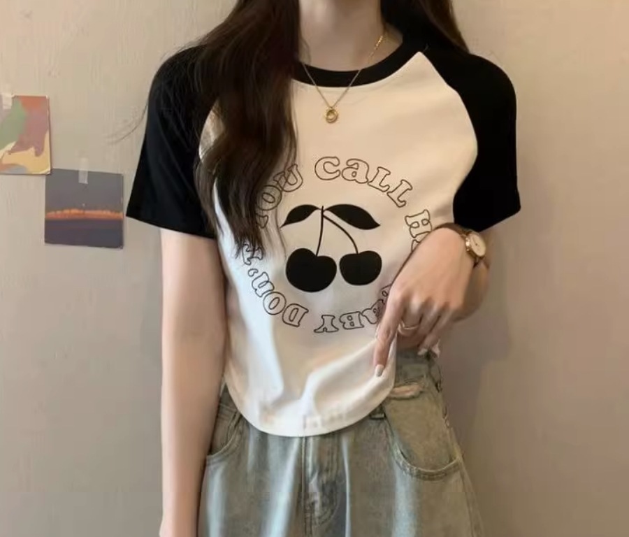 トップス Tシャツ カットソー 袖あり 半袖 5分袖 五分袖 丸襟 タイト 細身 ストレート かわいい 大人可愛い きれいめ シンプル カジュアル 大人 おしゃれ お洒落 大人女子 こなれ感 ラフ